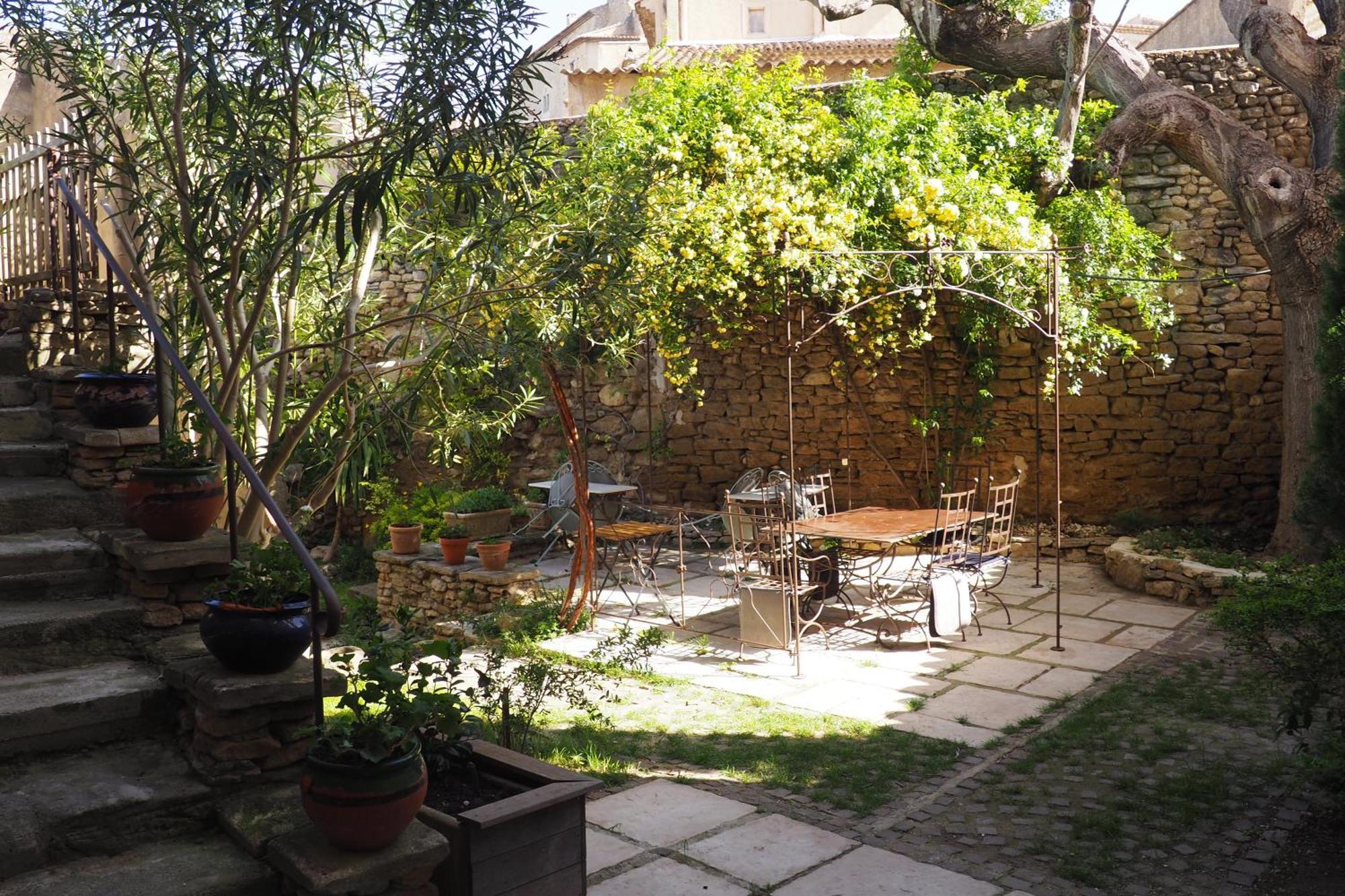 Chambres D'Hotes Le Relais Des Marmottes En Luberon Lagnes Luaran gambar