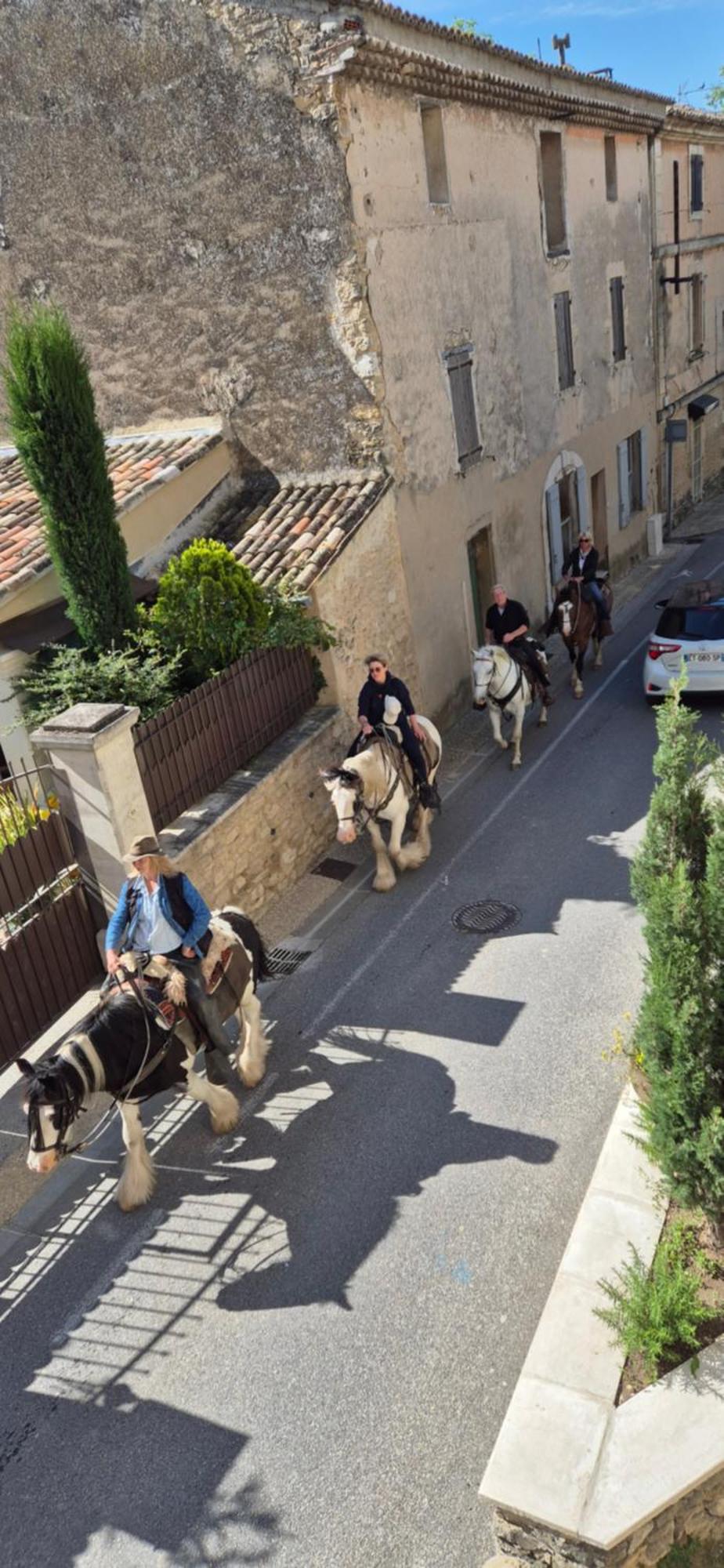 Chambres D'Hotes Le Relais Des Marmottes En Luberon Lagnes Luaran gambar