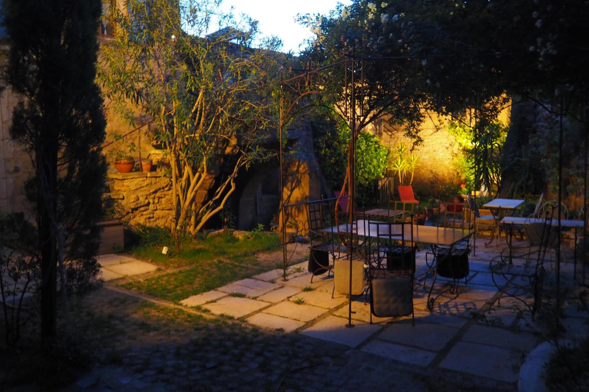 Chambres D'Hotes Le Relais Des Marmottes En Luberon Lagnes Luaran gambar